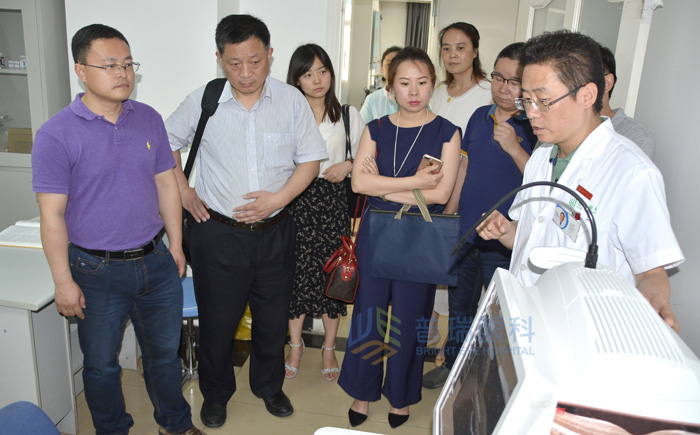 國家衛計委醫管局專家組蒞臨我院檢查指導工作