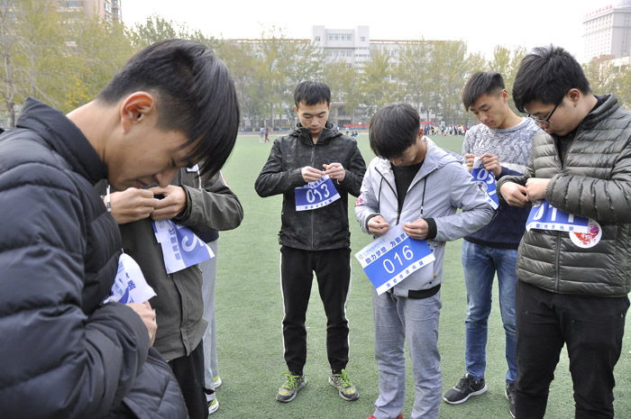 助力夢想為愛奔跑活動走進蘭州大學醫學院