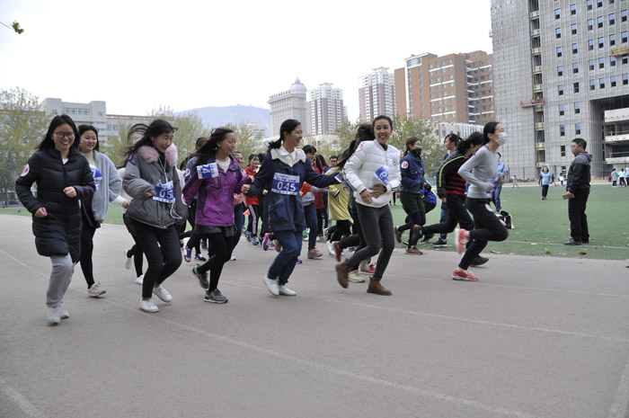 助力夢想為愛奔跑活動走進蘭州大學醫學院