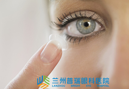 清明節：普瑞眼科專家教你戴隱形眼鏡小常識