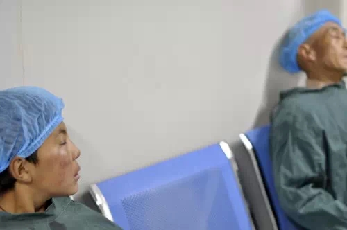 “明眸格桑花關愛玉樹眼疾兒童行動”11名玉樹眼疾患兒成功